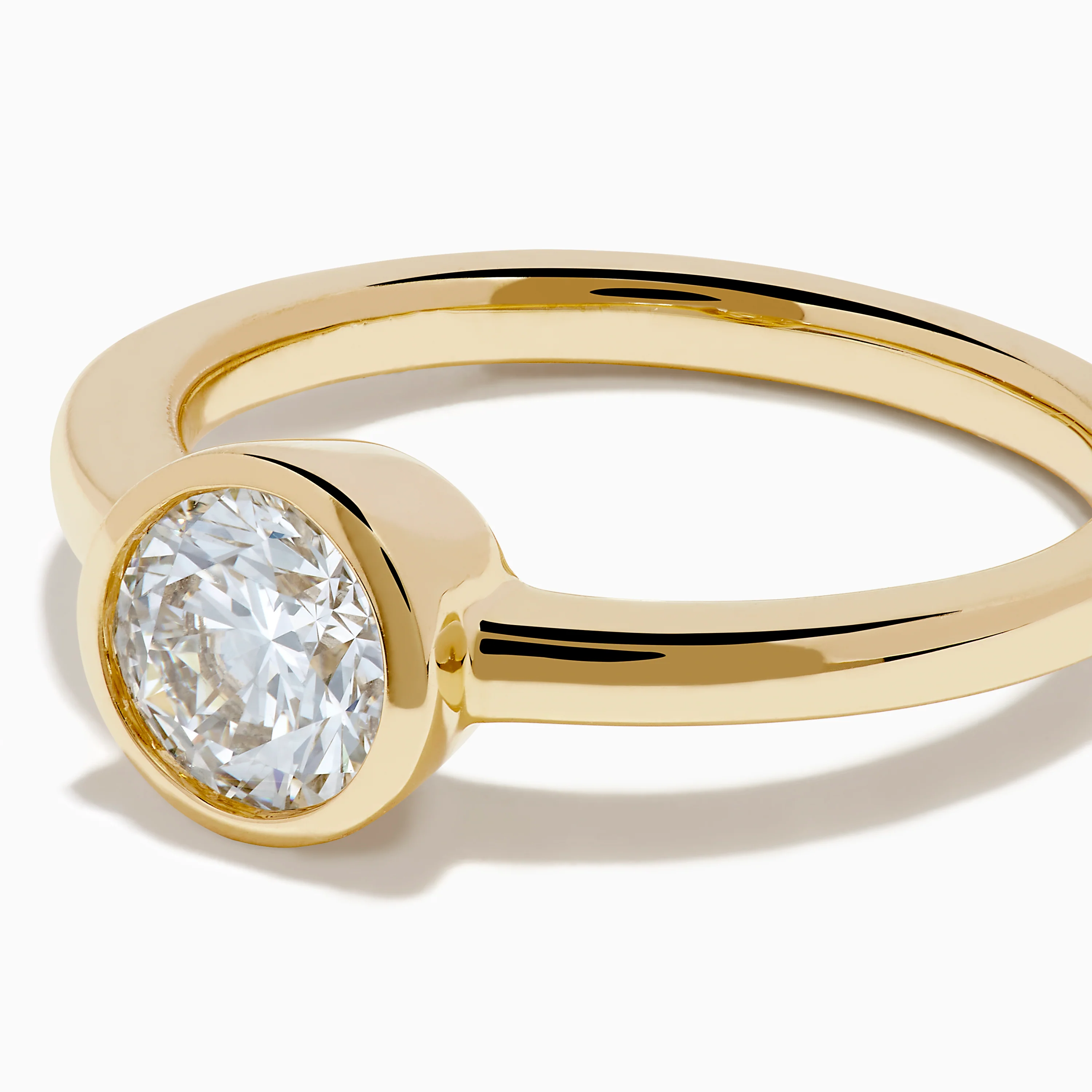 Lab Grown Round Diamond Bezel Ring in 14K Yellow Gold - Image 2
